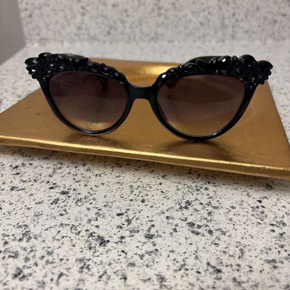 Perverse by Thomas James- new sunglasses Dahlia Eros
